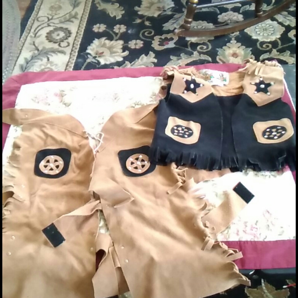 Vintage Suade Child Cowboy Outfit (Halloween)